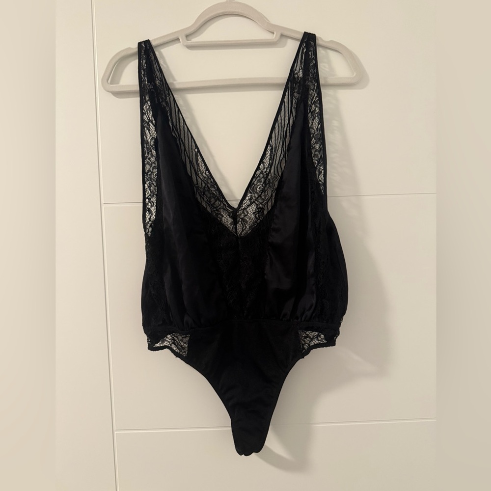Gooseberry Bodysuit Love stories